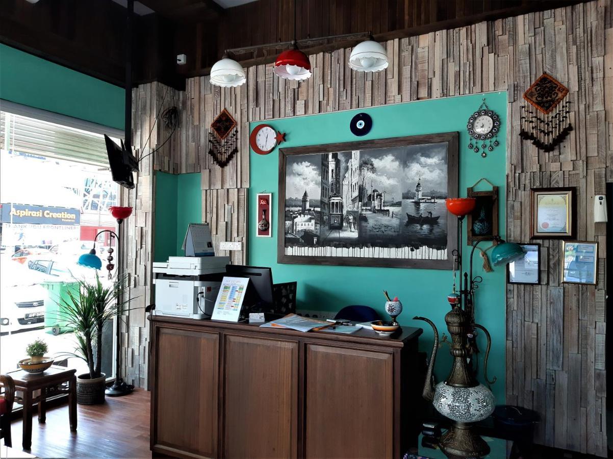Blue Eyes Hotel เกอปาลา บาตัส ภายนอก รูปภาพ