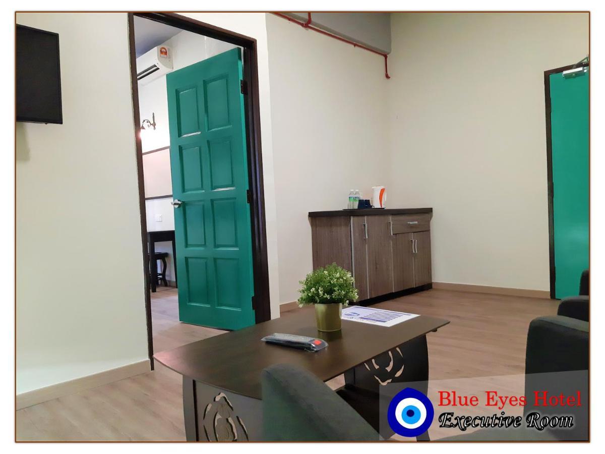 Blue Eyes Hotel เกอปาลา บาตัส ภายนอก รูปภาพ