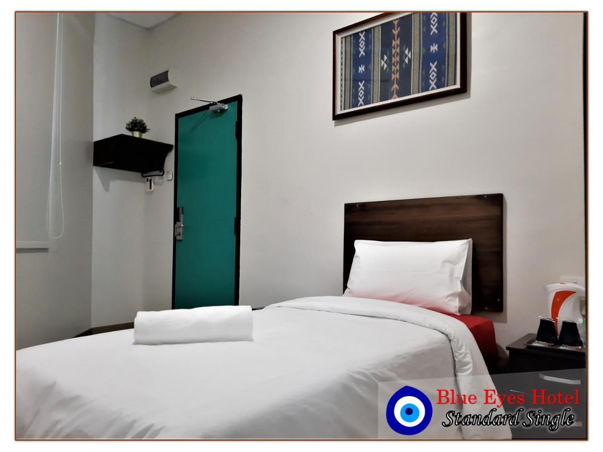 Blue Eyes Hotel เกอปาลา บาตัส ภายนอก รูปภาพ